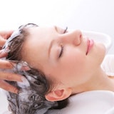 40代の髪のお悩みに!白髪、ハリ、コシ対策など最新おすすめヘアグッズ