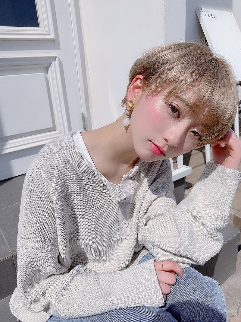 オシャレさんは今 ミルクティーカラーに夢中 旬の髪色を手に入れて ホットペッパービューティーマガジン