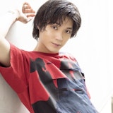 俳優・磯村勇斗さんインタビュー「“一緒に楽しみたい”が見える女性のワガママは好きです」