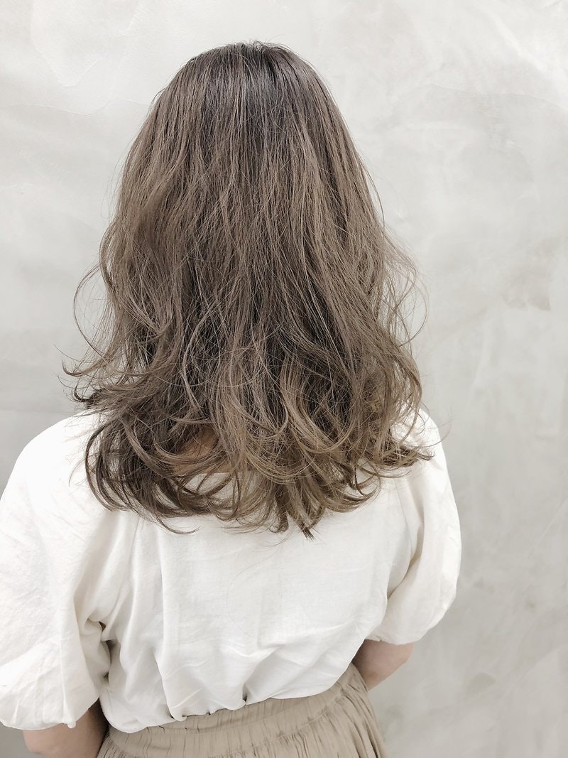 これぞ春のブラウン白書 21春にオーダーしたい人気茶系ヘアカラー ホットペッパービューティーマガジン
