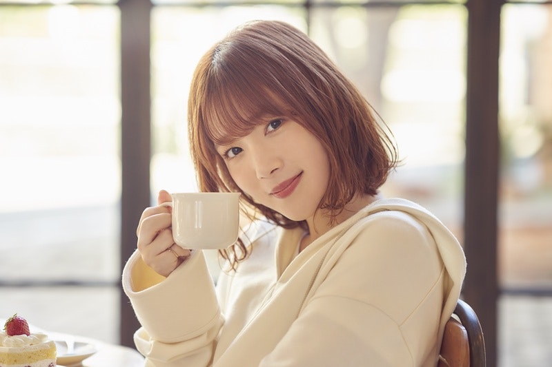 声優 内田真礼インタビュー「サラサラ髪をキープするためにヘアオイルを使ってます！」のサムネイル画像