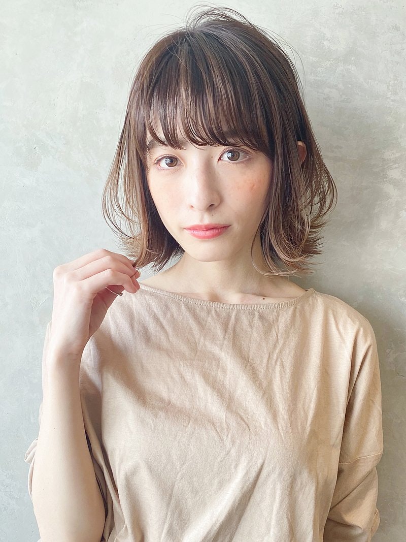 ミディアム ボブ 小顔かつおしゃれに変身 愛されスタイル特集 ホットペッパービューティーマガジン ミディアム ボブ 小顔かつおしゃれに変身 愛されスタイル特集 ホットペッパービューティーマガジン