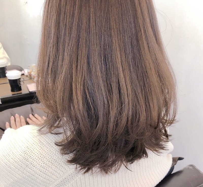 ツヤ髪の秘訣は、髪を労わるカラーリング!?オーガニックカラーでサラツヤこなれヘアに♡のサムネイル画像