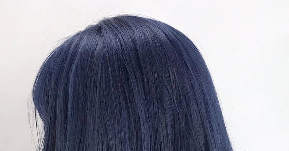 21年注目の ブルーブラック って 暗髪でも透明感抜群のあか抜けヘアに ホットペッパービューティーマガジン 21年注目の ブルーブラック って 暗髪でも透明感抜群のあか抜けヘアに ホットペッパービューティーマガジン