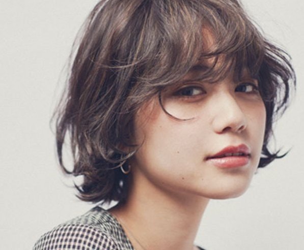 パーマの得意なスタイリストが解説!メリットたくさん◎パーマって実はスゴイ!のサムネイル画像