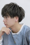 メンズのアッシュグレーヘアスタイル特集 明るめから暗めまで 似合うカラーを見つけよう ホットペッパービューティーマガジン