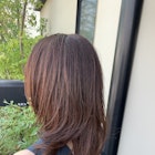 大人女性に秋の流行色、オレンジ濃いめのベージュカラー