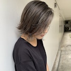 ダークグレージュハイライトバレイヤージュ