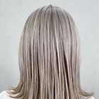 ホワイトブロンド_ココアブラウンフリンジウェーブ_ba297571