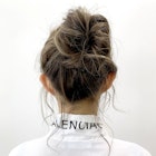 ストリートシニヨンガール_ココアブラウンセシルカット_47396