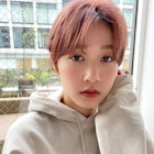 センターパートハンサムショートベリーピンク【Violet横浜】