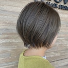 横顔美人ショート