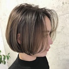 バレイヤージュハイライト / グレージュボブ