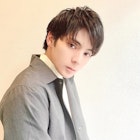 アップバングのスリークショート