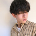 アッシュカラー前下がりマッシュコンマヘア