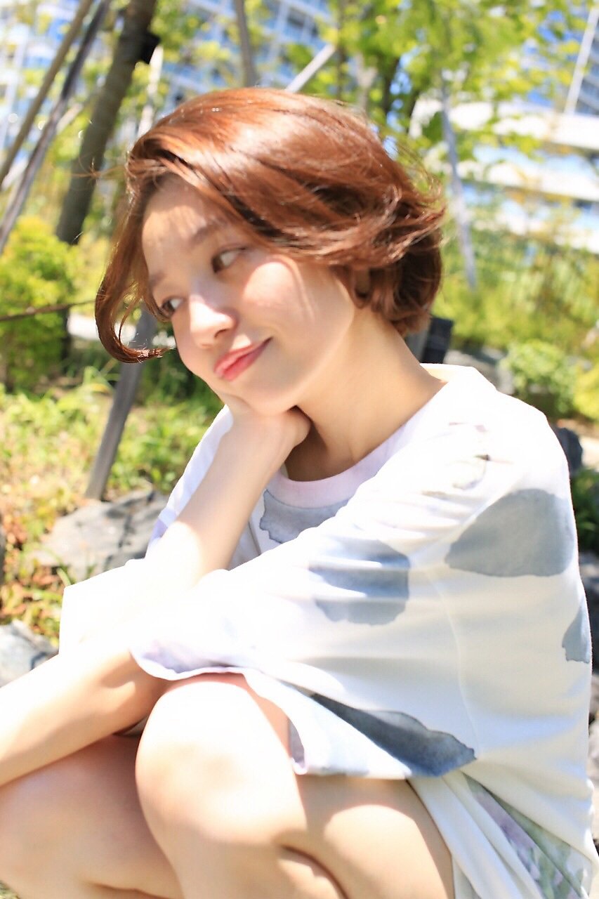 大人可愛いショートボブ~かきあげバングスタイル~