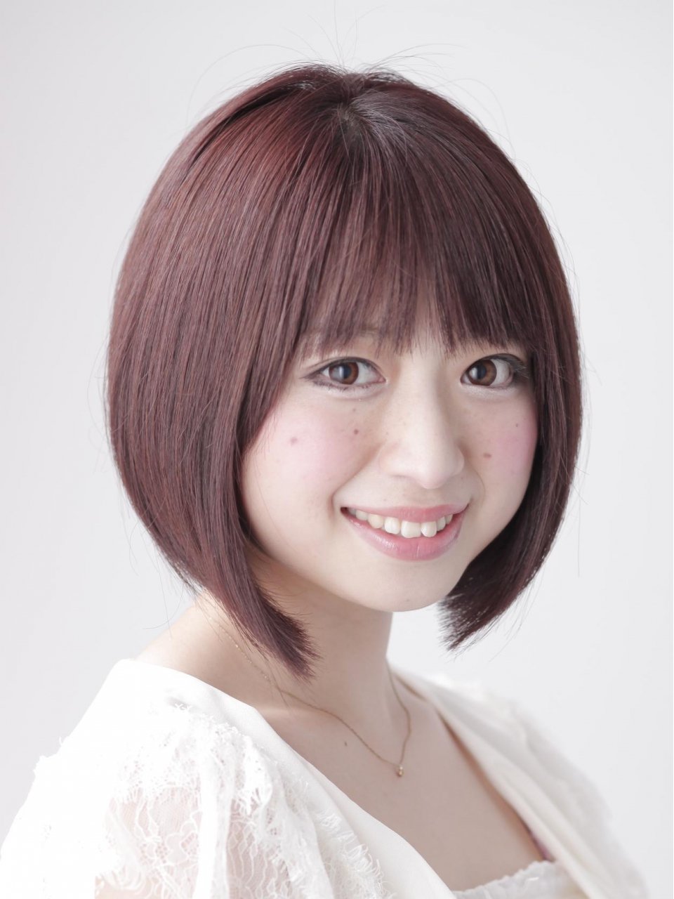 シンプル前下りボブ