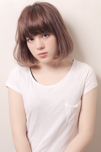 重めの前髪アレンジにする理由 女子力upの秘訣が詰まったスタイルに注目 ホットペッパービューティーマガジン