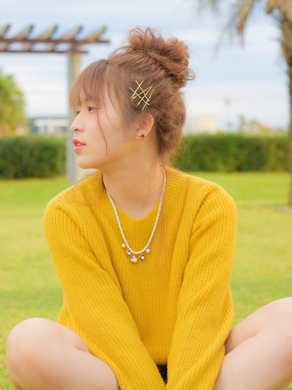 簡単ひと手間で上品 大人見せ ゴールドピン を使ったヘアアレンジまとめ ホットペッパービューティーマガジン 簡単ひと手間で上品 大人見せ ゴールドピン を使ったヘアアレンジまとめ ホットペッパービューティーマガジン