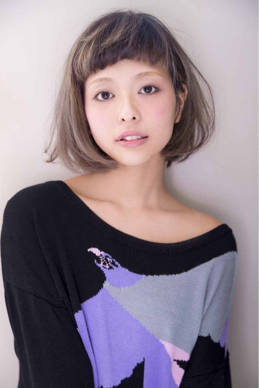 ボブは【前髪アレンジ】で気分をチェンジ！大人可愛い魅力がたっぷり詰まったヘアスタイル♡｜ホットペッパービューティーマガジン