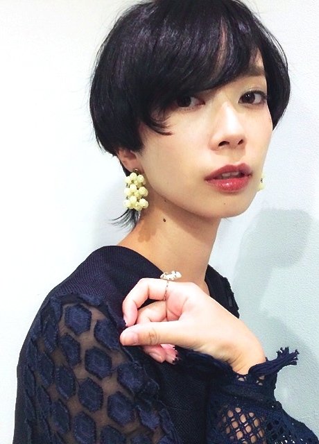 大人かっこいいスタイルは前髪がポイント いい女度がアップするクールヘア特集 ホットペッパービューティーマガジン 大人かっこいいスタイルは前髪がポイント いい女度がアップするクールヘア特集 ホットペッパービューティーマガジン