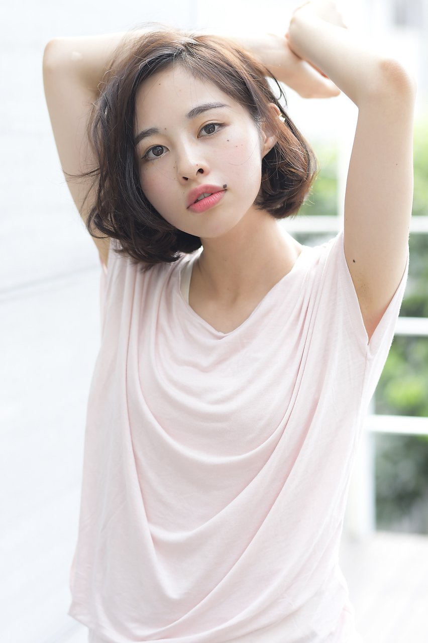 大人可愛いボブのヘアカタログ 30代の大人女性に似合うふんわり優しいスタイル ホットペッパービューティーマガジン