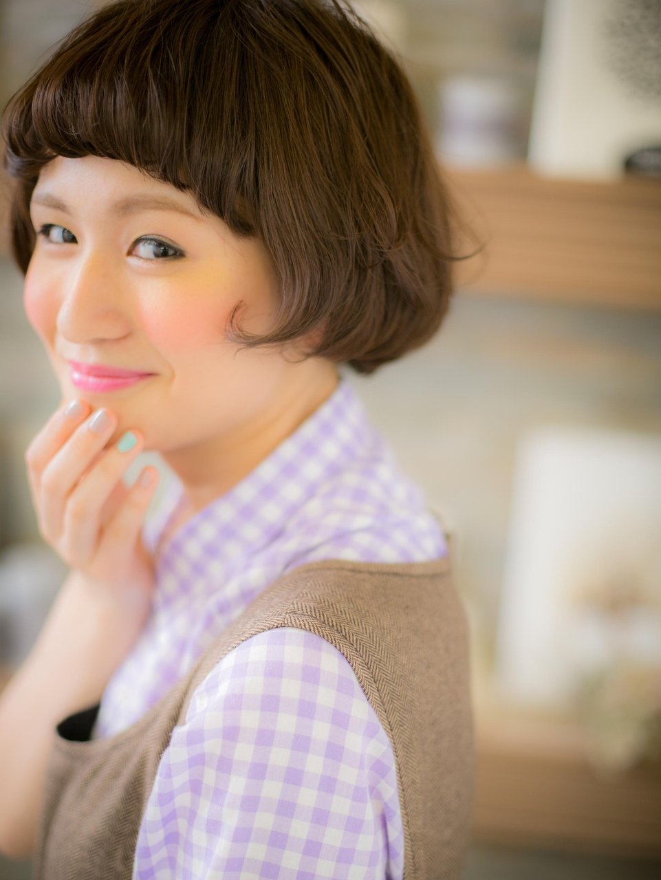 モードからカジュアルまで 定番のボブスタイルがおしゃれに決まる髪型集 ホットペッパービューティーマガジン