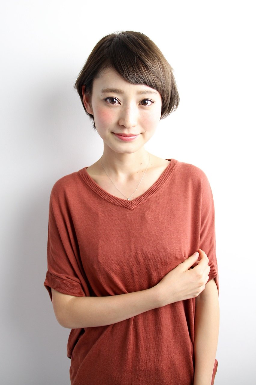70年代風の髪型でバッチリ決める レトロなのに新しいヘアスタイルに注目 ホットペッパービューティーマガジン 70年代風の髪型でバッチリ決める レトロなのに新しいヘアスタイルに注目 ホットペッパービューティーマガジン