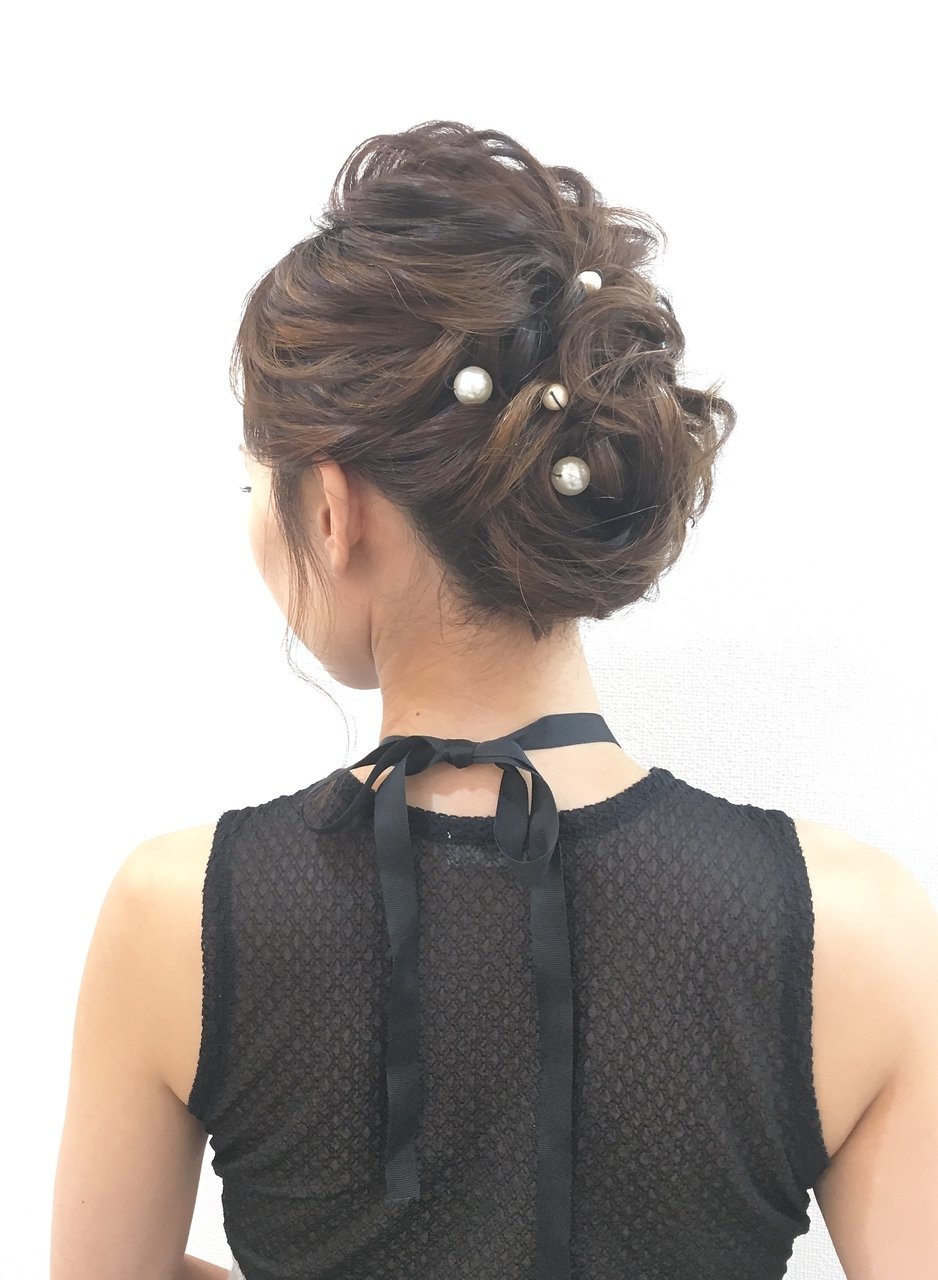 洋装も和装もおまかせ パーティーにして行きたいアップスタイル ホットペッパービューティーマガジン 洋装も和装もおまかせ パーティーにして行きたいアップスタイル ホットペッパービューティーマガジン