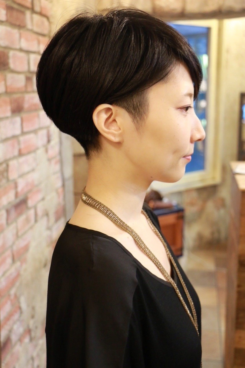 男前なベリーショートでイケメン女子に 男女に愛されるモテヘアをご紹介 ホットペッパービューティーマガジン 男前なベリーショートでイケメン女子に 男女に愛されるモテヘアをご紹介 ホットペッパービューティーマガジン