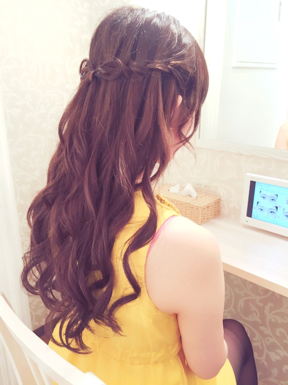 ヘアアレンジの新定番 ウォーターフォールの基本スタイルから上級アレンジまでcheck ホットペッパービューティーマガジン
