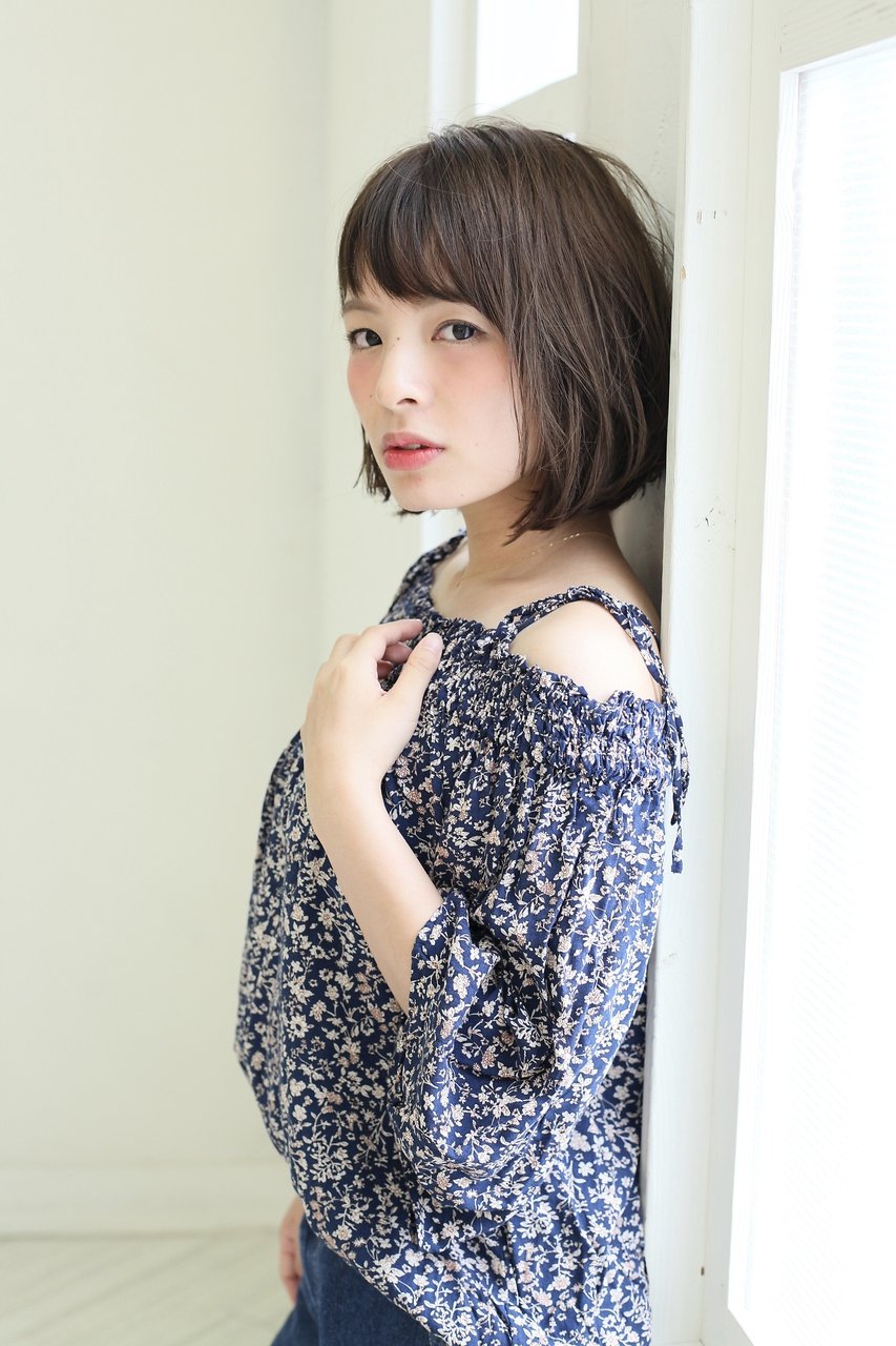 媚びずにモテる クールな髪色 トレンド感たっぷりのヘアカラー ホットペッパービューティーマガジン 媚びずにモテる クールな髪色 トレンド感たっぷりのヘアカラー ホットペッパービューティーマガジン