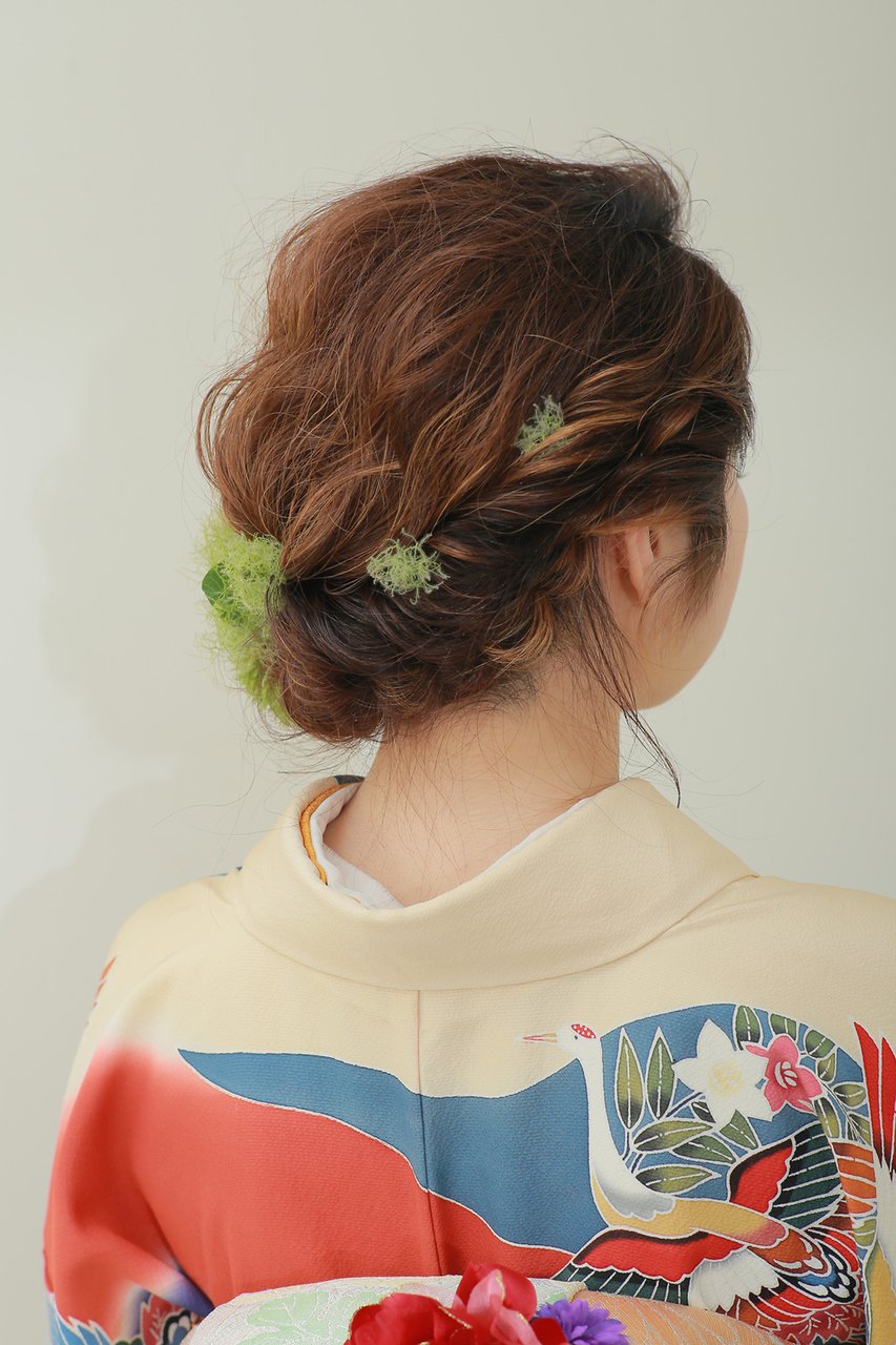 卒業式におすすめ ショートもロングもお任せの袴に似合うヘアアレンジ特集 ホットペッパービューティーマガジン