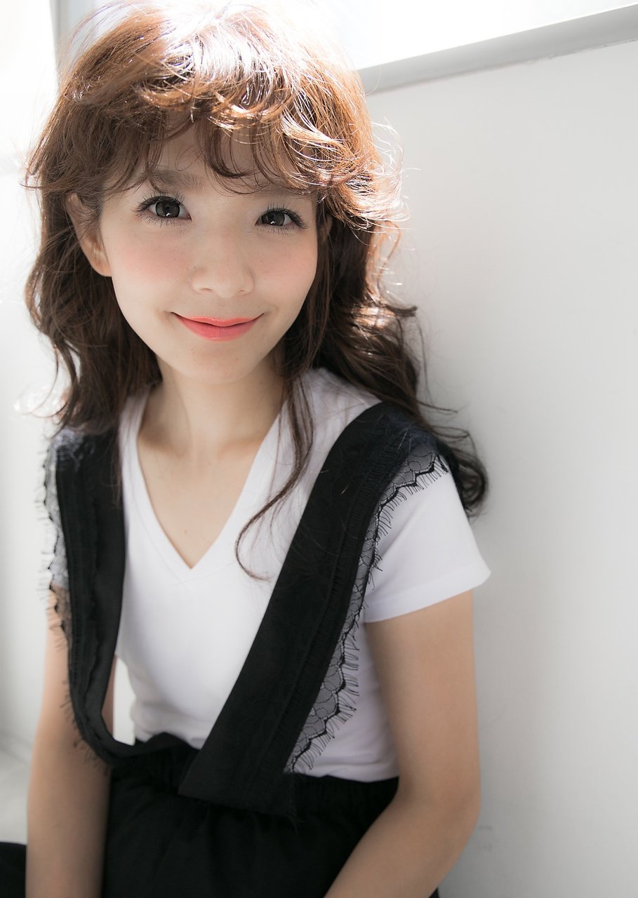 前髪パーマ で手に入れる スタイリングいらずのオシャレなヘアスタイル ホットペッパービューティーマガジン