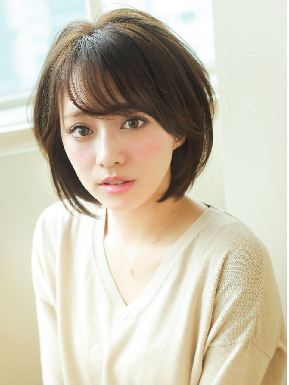 エレガントな雰囲気をボブヘアで ミセスにおすすめのボブスタイル ホットペッパービューティーマガジン