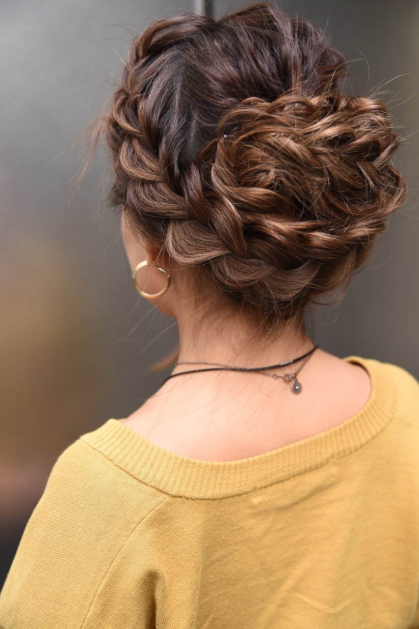 演奏会の髪型は上品さが命 さりげなく華やかな大人のためのヘアアレンジ ホットペッパービューティーマガジン 演奏会の髪型は上品さが命 さりげなく華やかな大人のためのヘアアレンジ ホットペッパービューティーマガジン