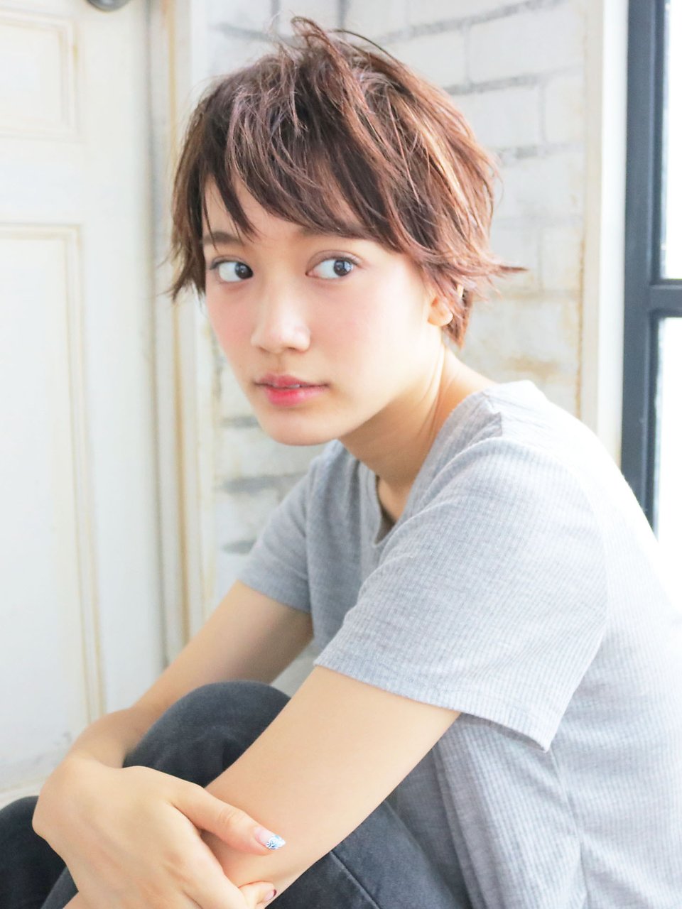 もっと可愛くなりたい ミルクティーカラー の髪色で叶える3つのモテ要素とは ホットペッパービューティーマガジン もっと可愛くなりたい ミルクティーカラー の髪色で叶える3つのモテ要素とは ホットペッパービューティーマガジン