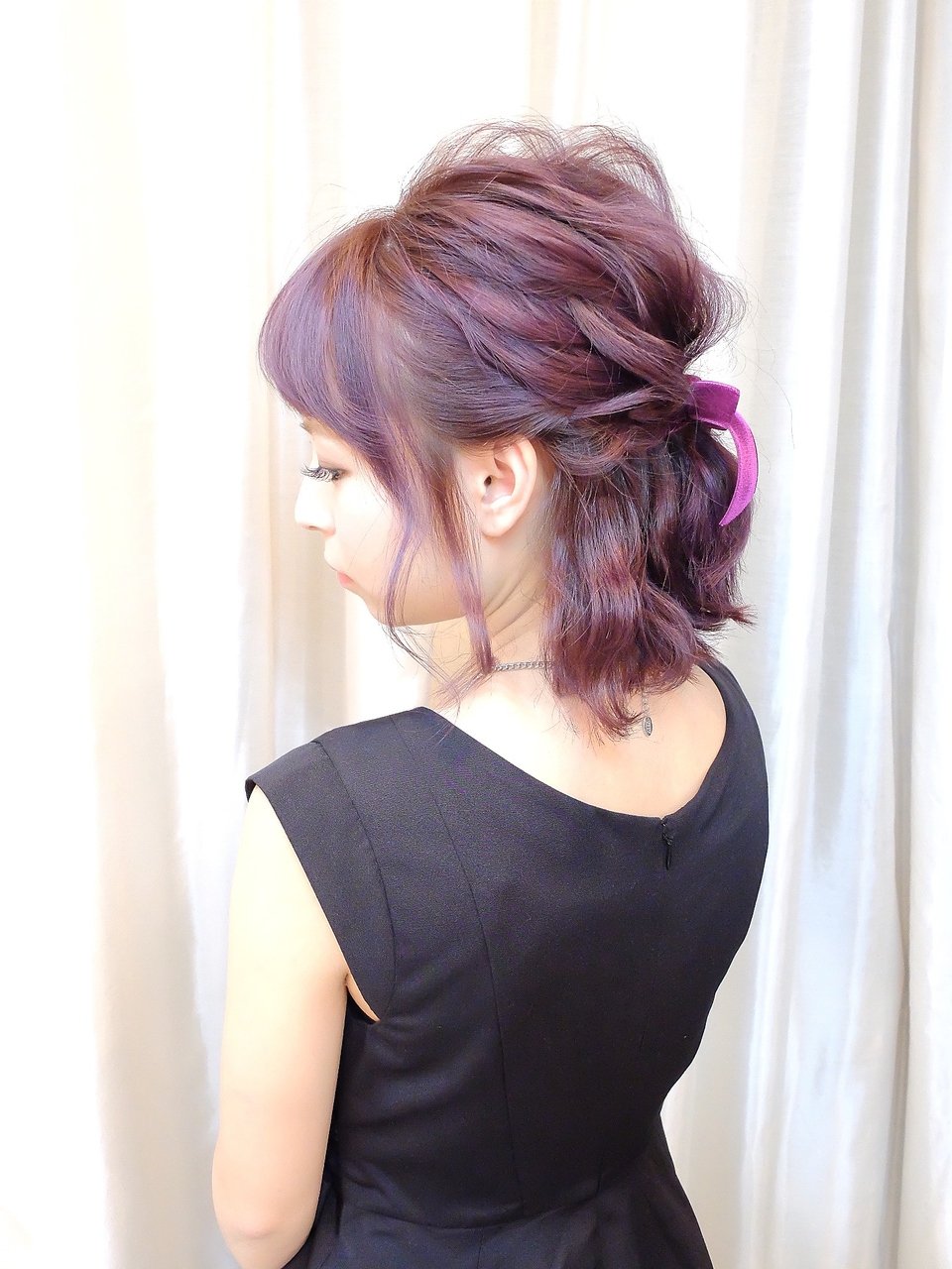 オフィス デートに大活躍 ハーフアップのカジュアルアレンジ ホットペッパービューティーマガジン