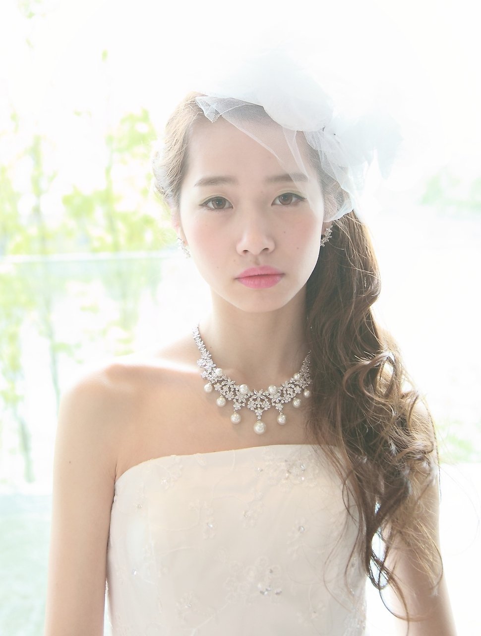 結婚式はダウンスタイル 花嫁さんがもっと美しくなるために知りたいヘアアレンジ ホットペッパービューティーマガジン