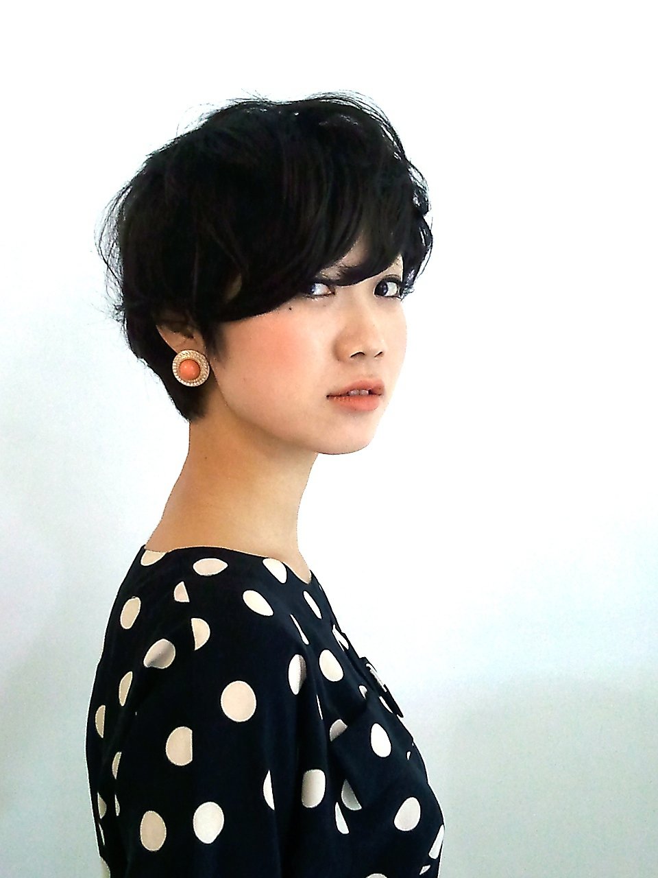 甘いだけじゃなくて かっこいい女性になる 黒髪で叶えるクール美人ヘアスタイル ホットペッパービューティーマガジン