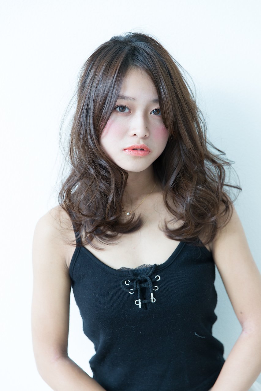 大人のセクシーヘア☆上質な抜け感ミディ
