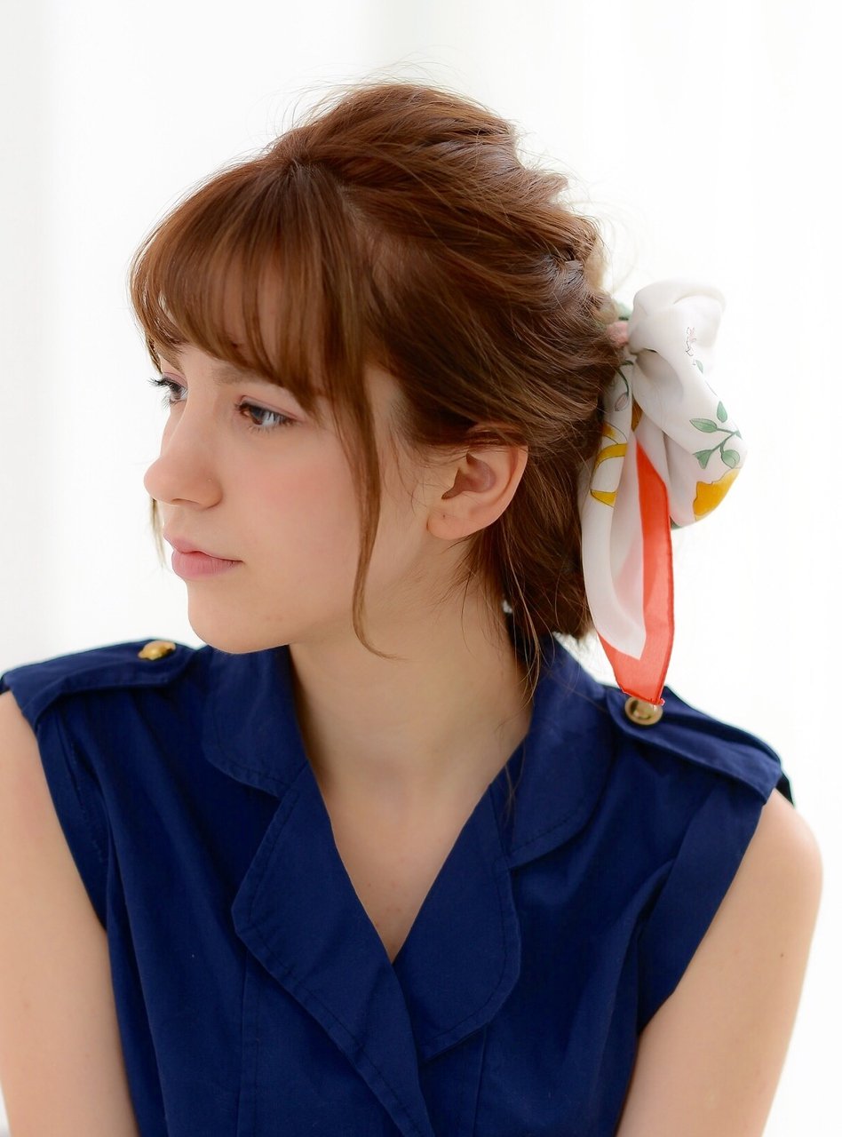 ゆるふわスカーフヘアアレンジ