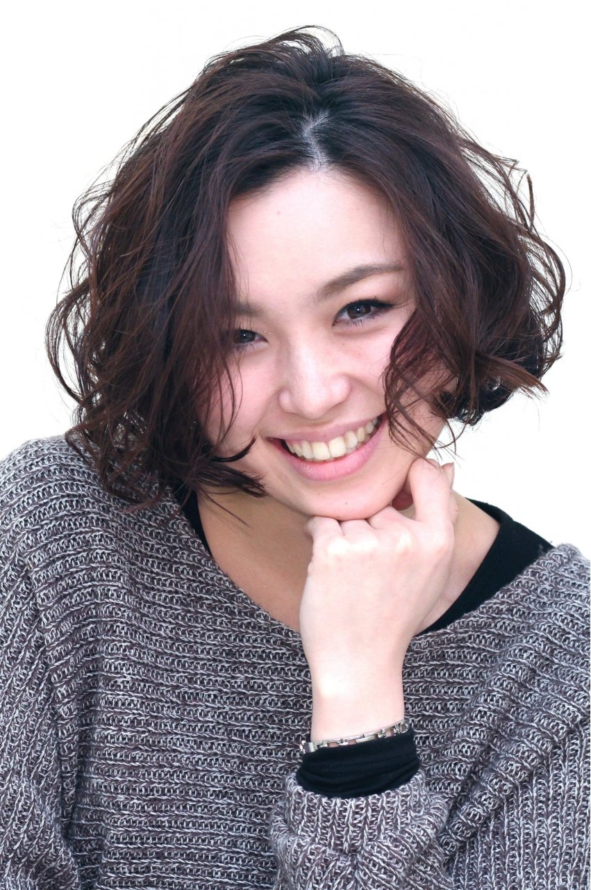 黒髪アンニュイボブ