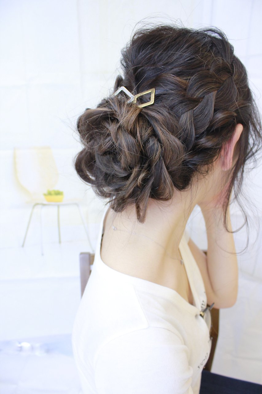 【ＬＵＣＫ成城】くるりんぱ・三つ編み・ロープ編み◇ヘアセット