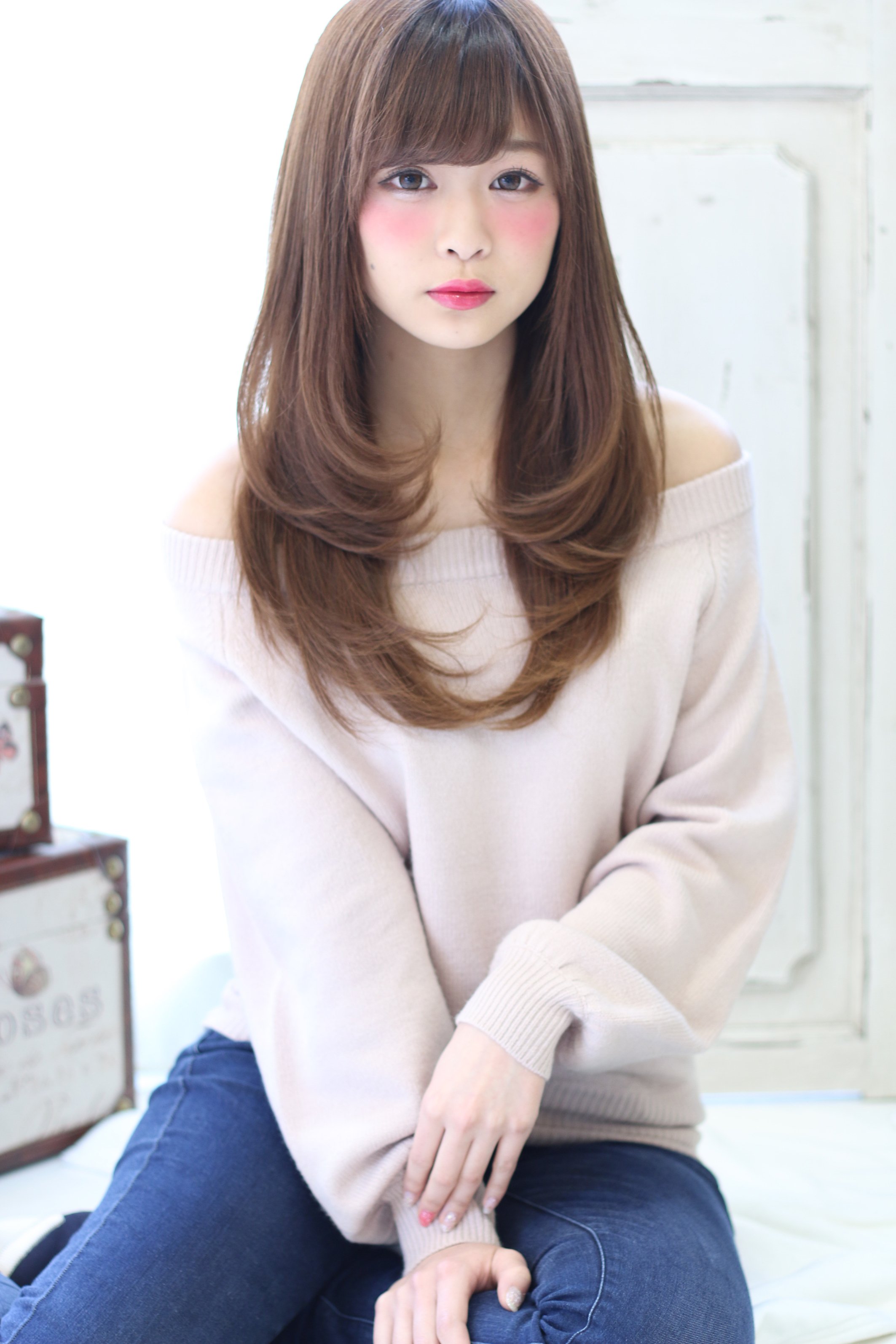 重めバング上品ストレート