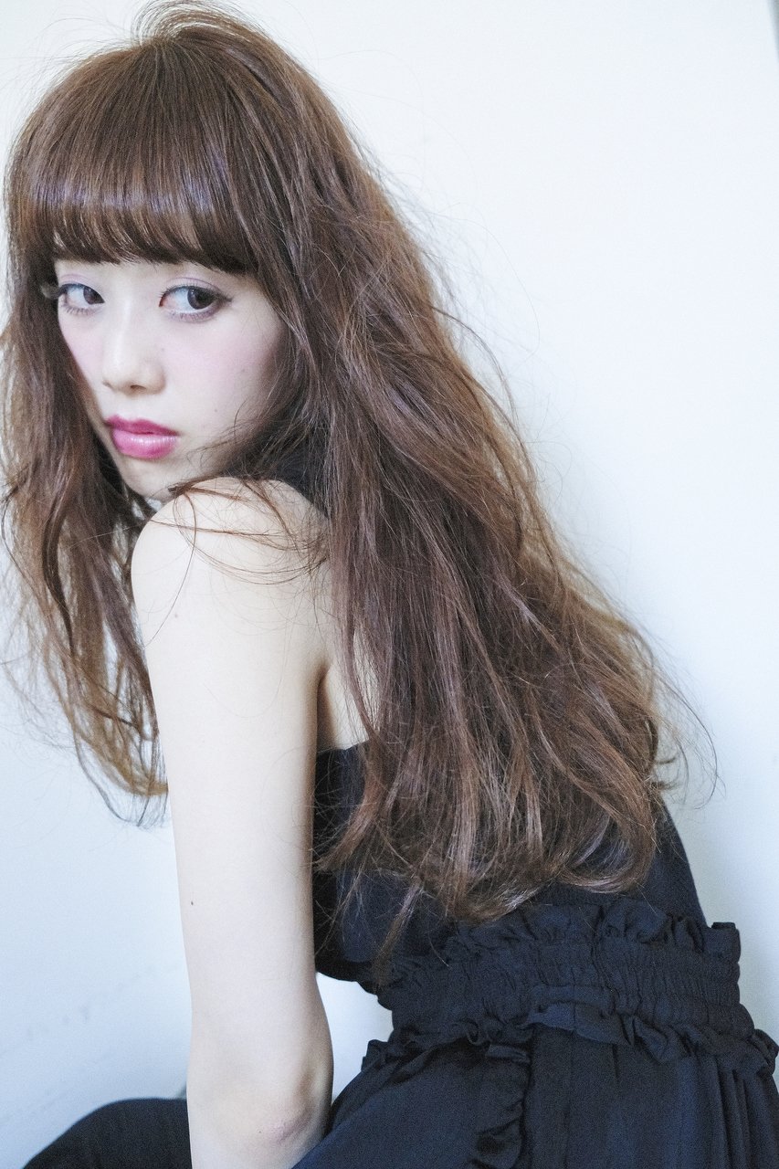 愛され大人グレージュロングヘア