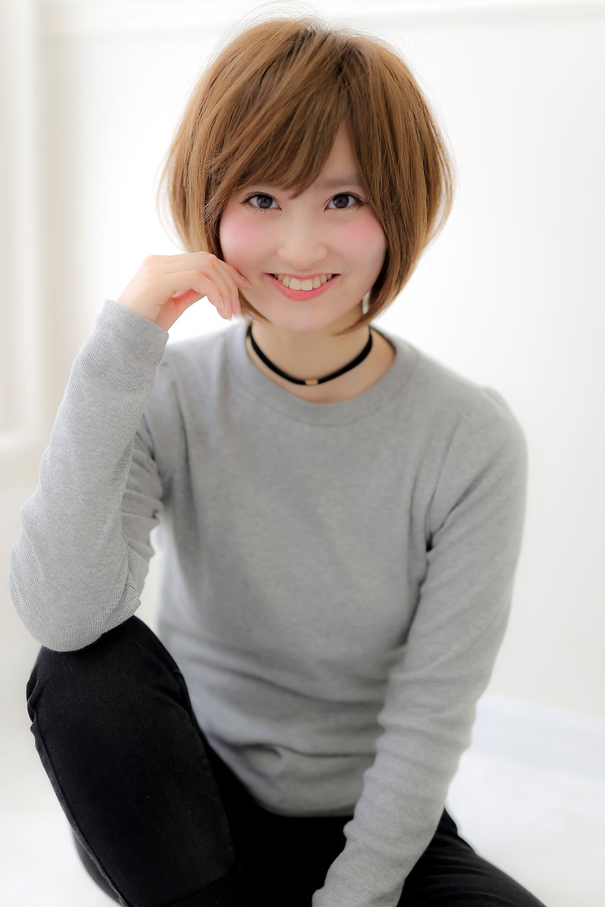 小顔 はヘアアレンジで作れちゃう 簡単に小顔に見せるための4つのポイント ホットペッパービューティーマガジン 小顔 はヘアアレンジで作れちゃう 簡単に小顔に見せるための4つのポイント ホットペッパービューティーマガジン