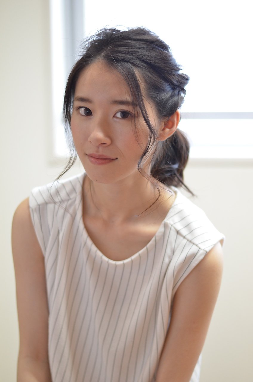 <aivee>クラシカルに柔らかくアレンジポニー