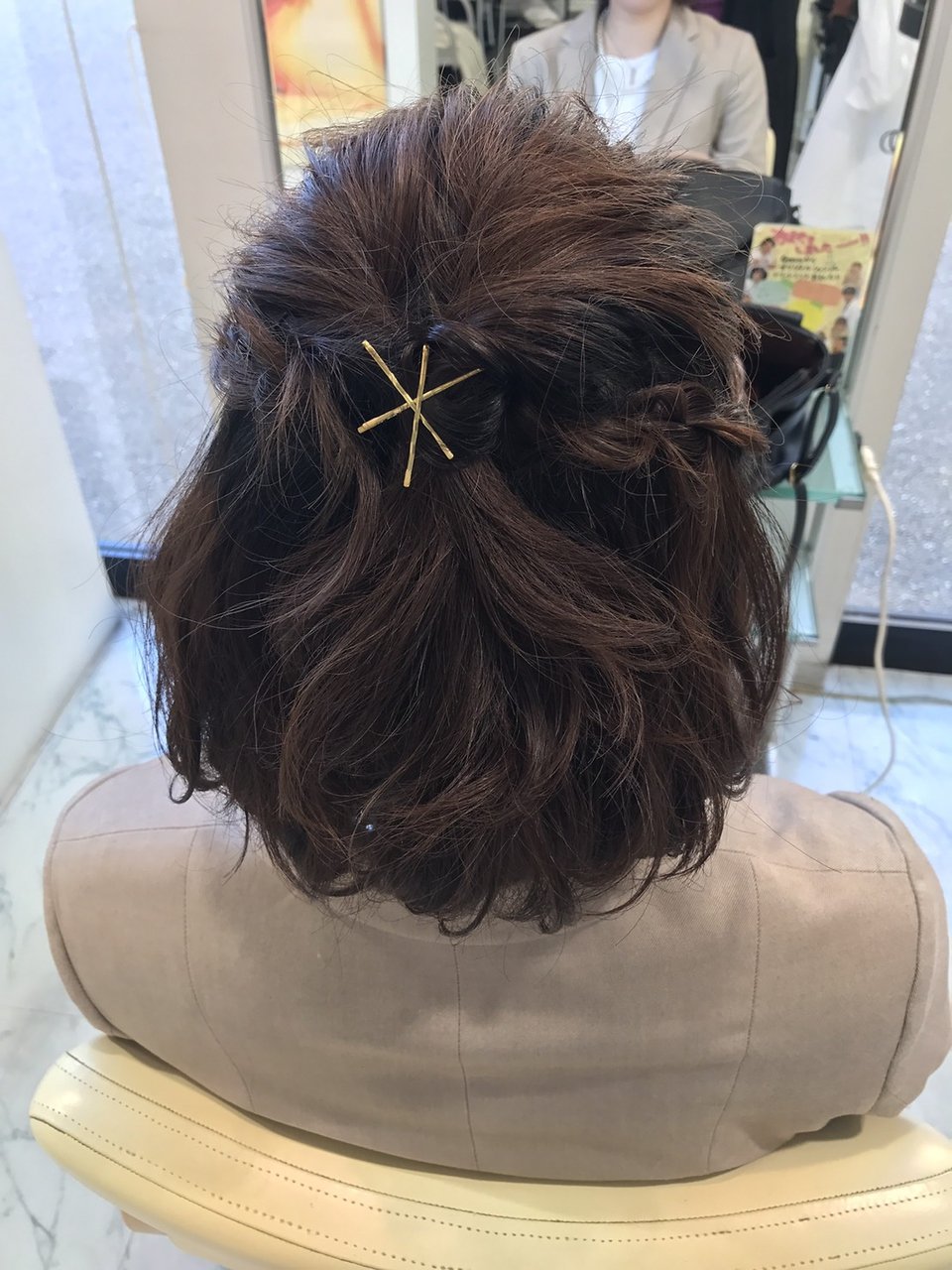 今時ハーフアップ