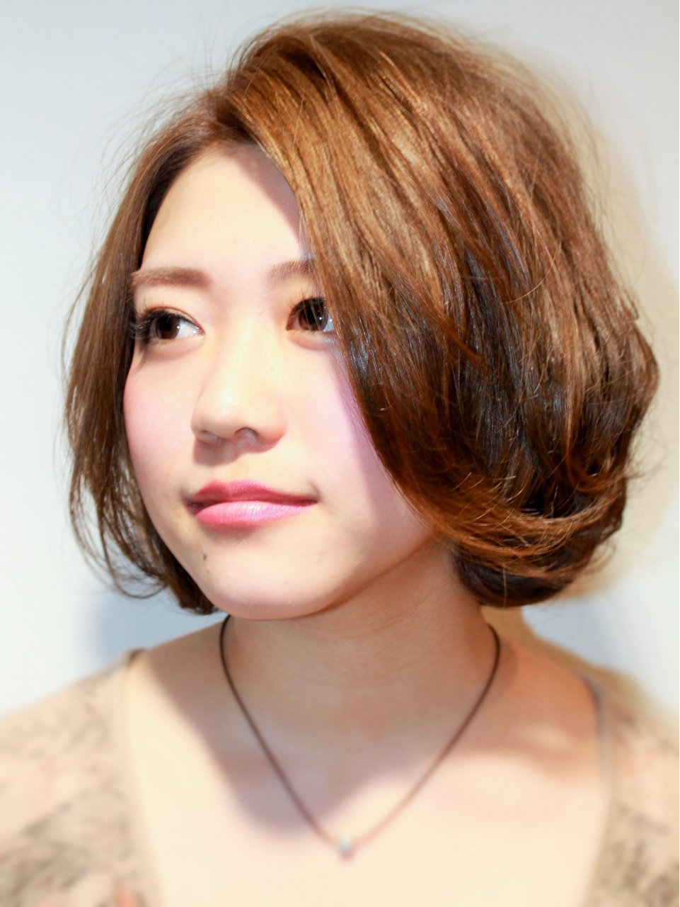 大人可愛いナチュラルボブ〜乾かすだけでくせ毛風フワミディ